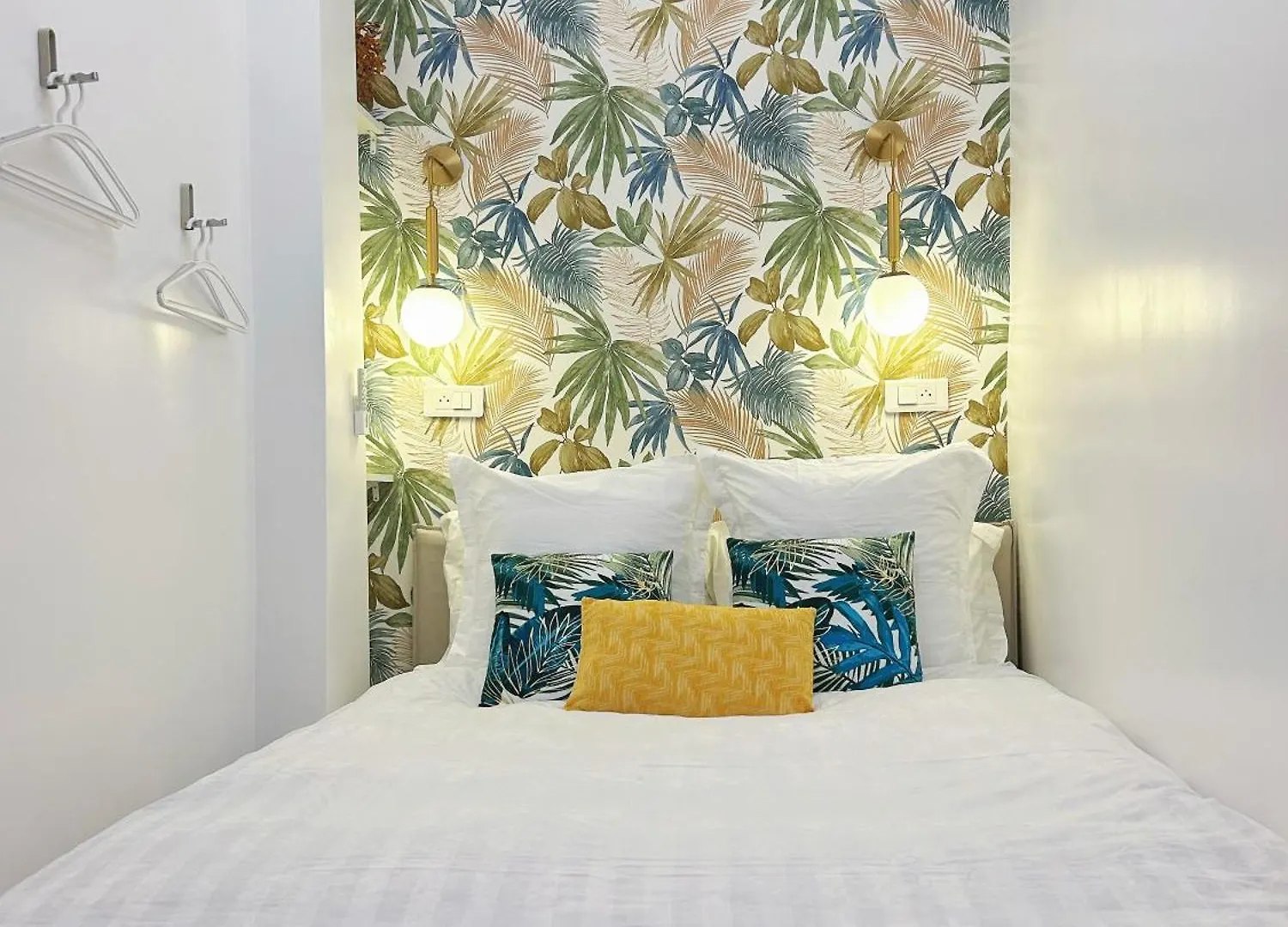 Homestay Cosy Louvre Apartment Paris